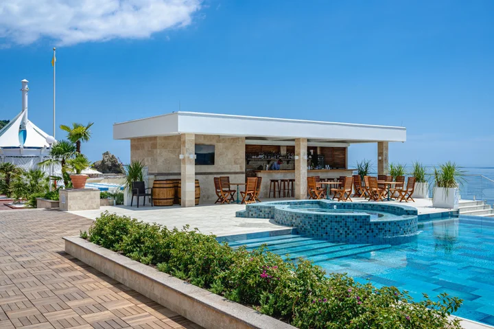 Береговое (Ялта): Отель Крымский Бриз Hotel & Villas