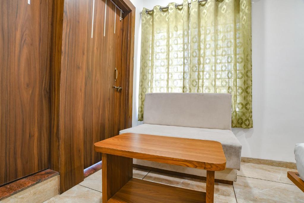 Индаур: Fabhotel Right Choice