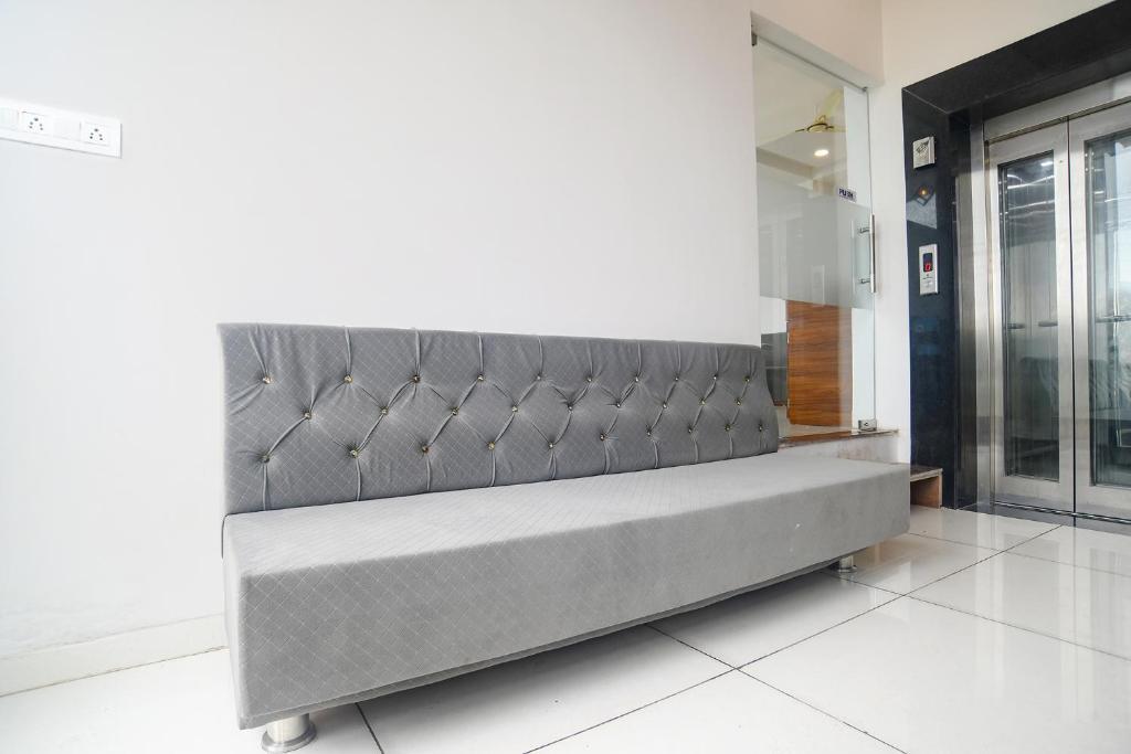 Индаур: Fabhotel Right Choice