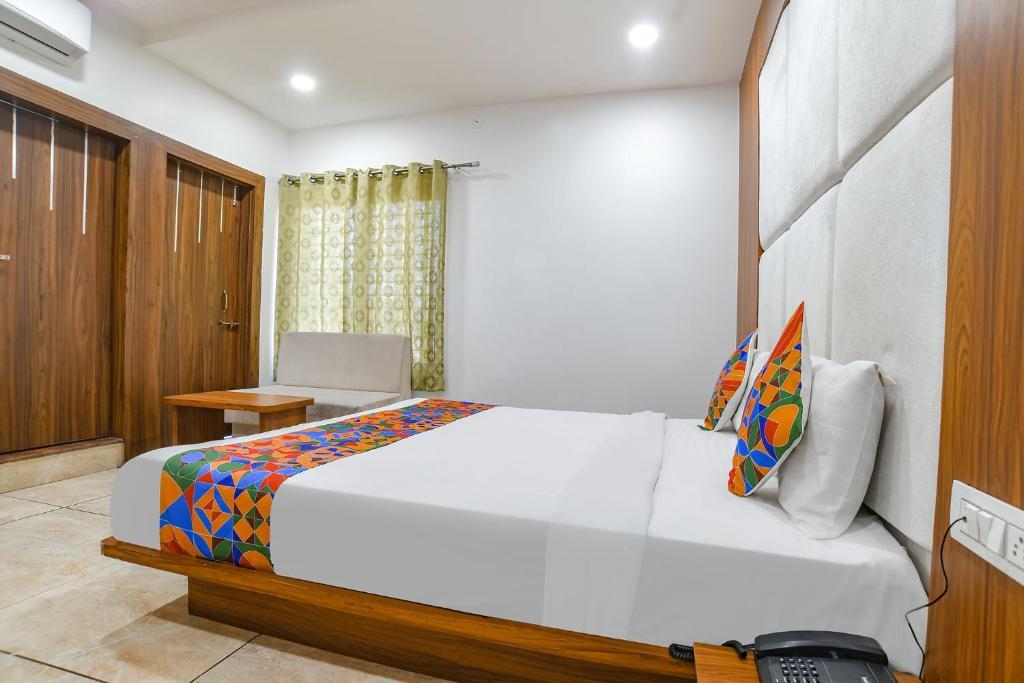 Индаур: Fabhotel Right Choice