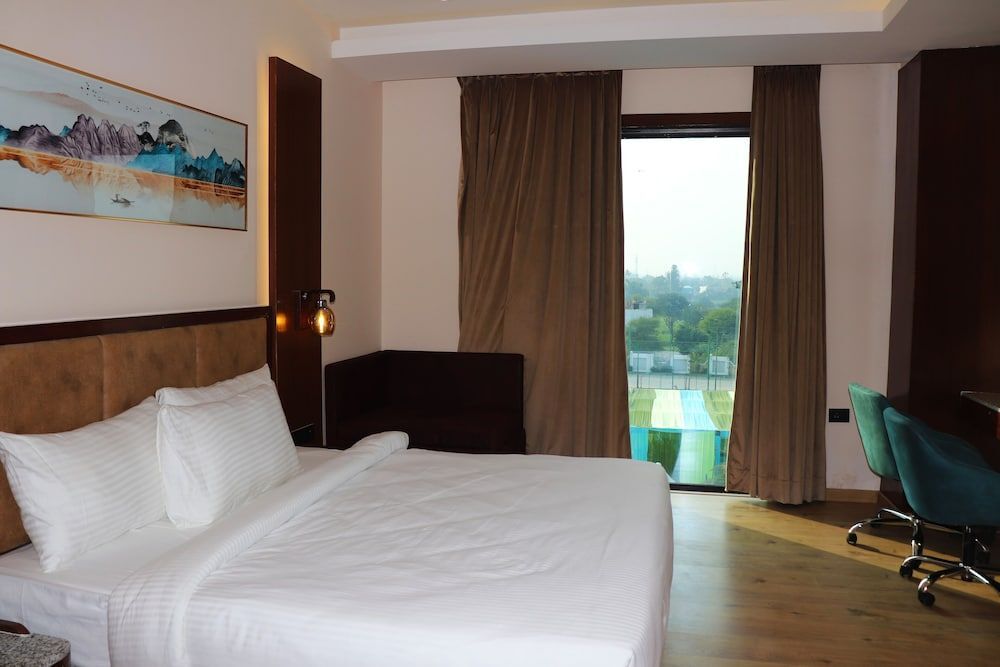 Индаур: Skyline Resort & Convention Centre