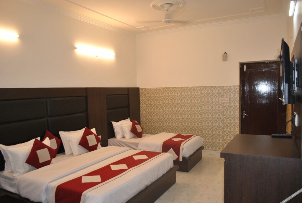 Катра: Malabar Inn by MTMC Rooms, Katra