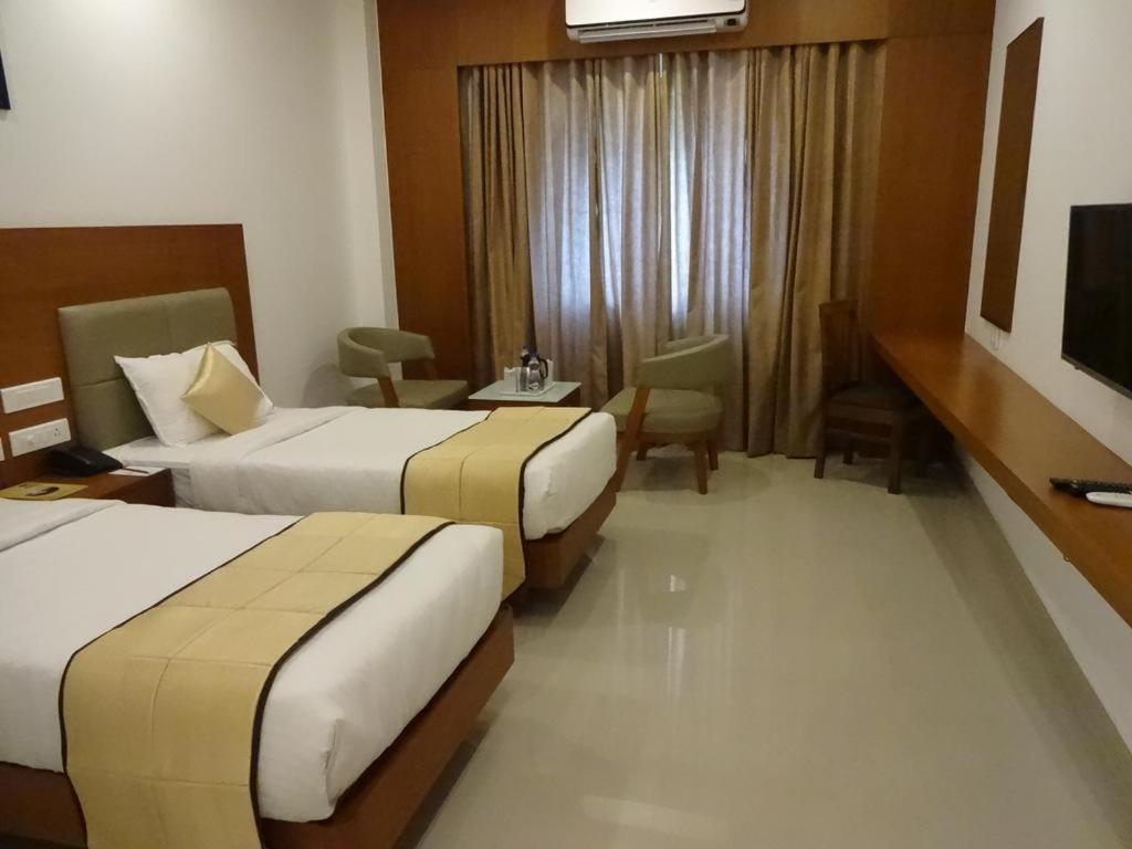 Кондотти: Hotel Park Residency Palayam
