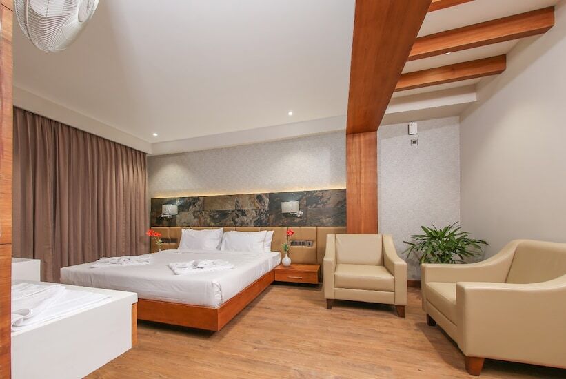 Кондотти: Welcare Business Hotel