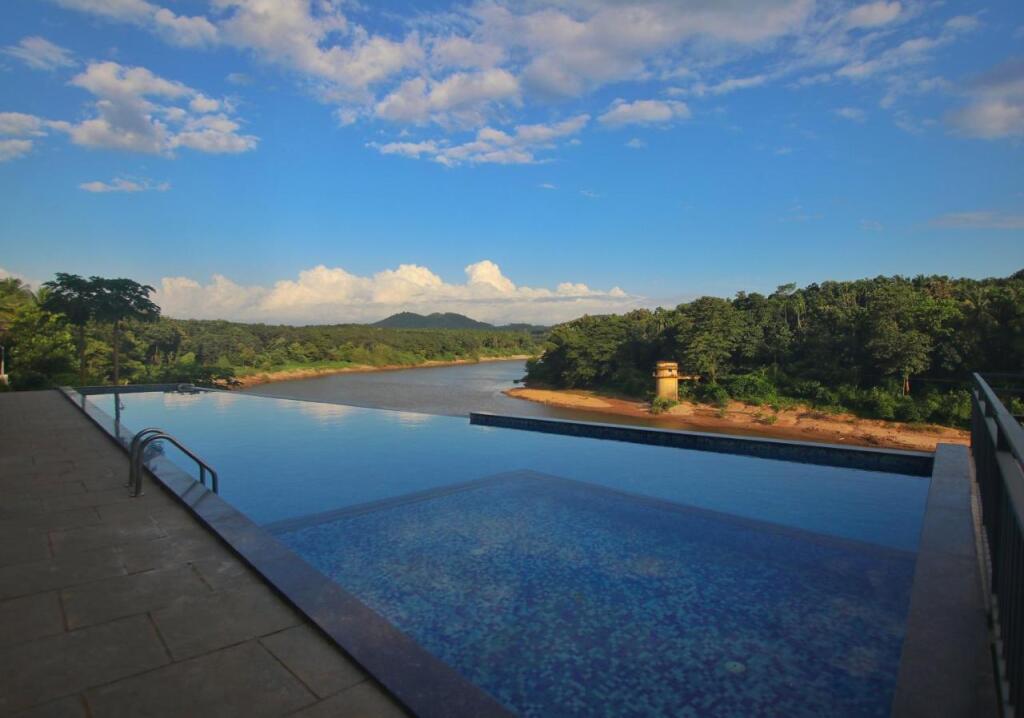Кондотти: Nexstay Grand Chaliyar Resort