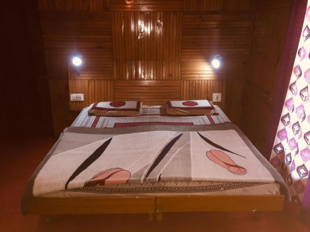 Манали: Sunrise Hostel and Stay