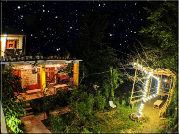 Манали: Sunrise Hostel and Stay
