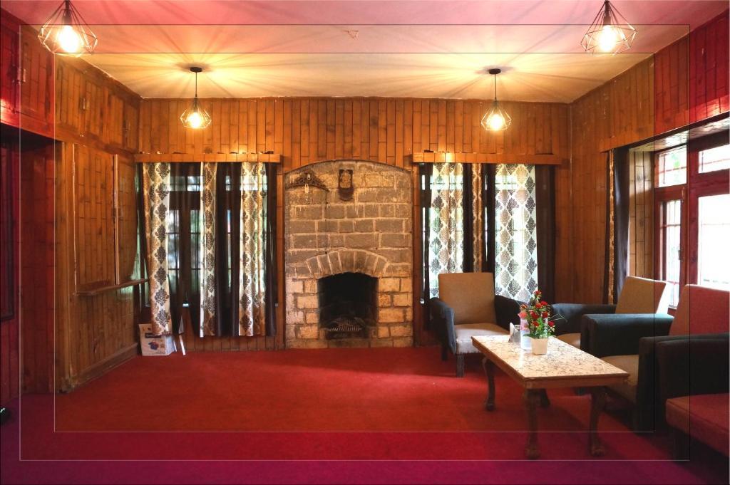 Манали: Sunrise Hostel and Stay