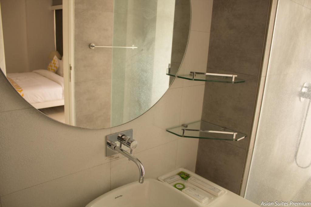 Гуруграм: Asian Suites Premium Huda City Centre