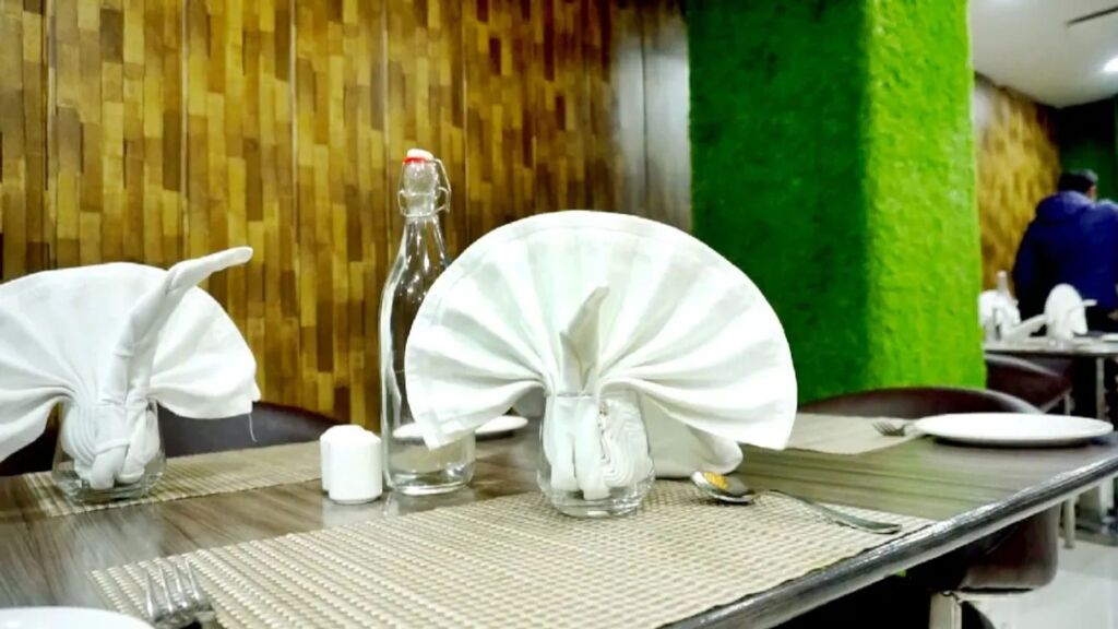 Крепость Jhansi: Green Leaf