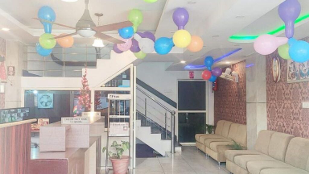Катра: Hotel Jp International Katra