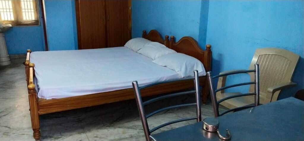 Тирупати: PPH Living RR Residency