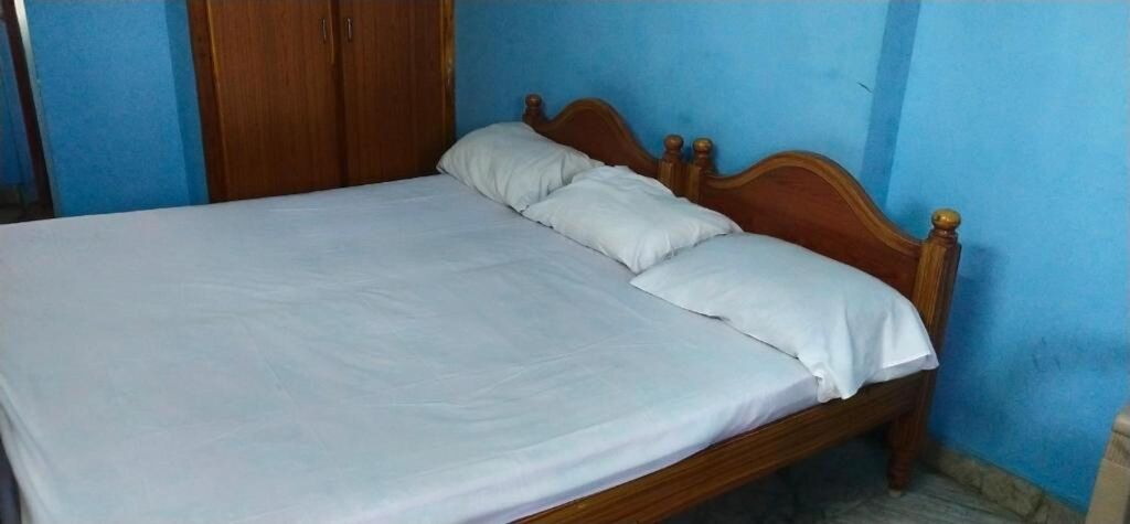Тирупати: PPH Living RR Residency