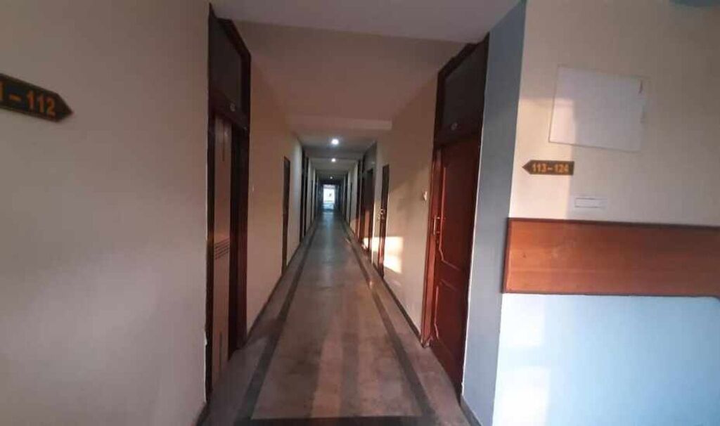 Тирупати: Hotel Poojith AC