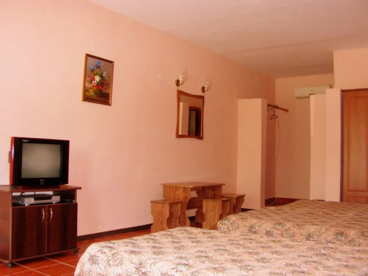 Оленевка: Aquilon Guest House