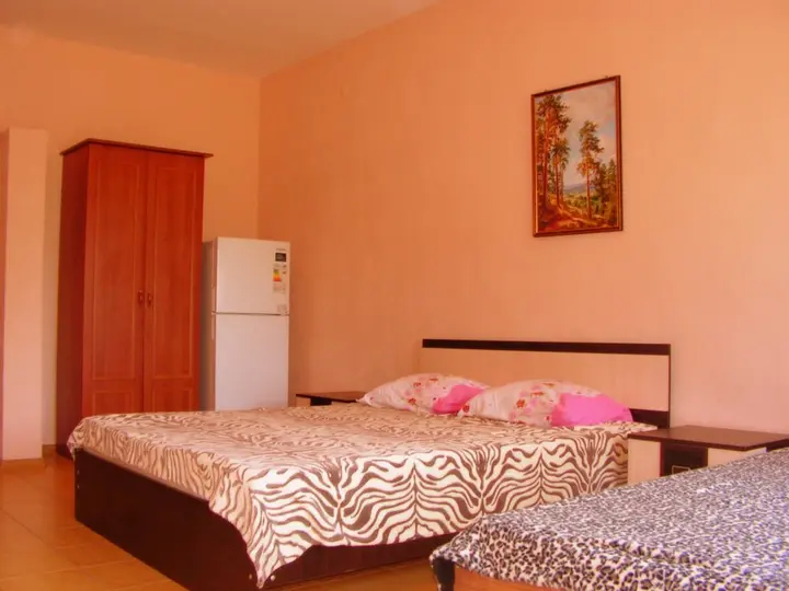 Оленевка: Aquilon Guest House