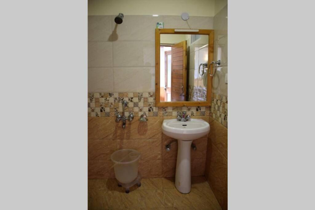 Манали: Himalayan Adventure Cottages Manali