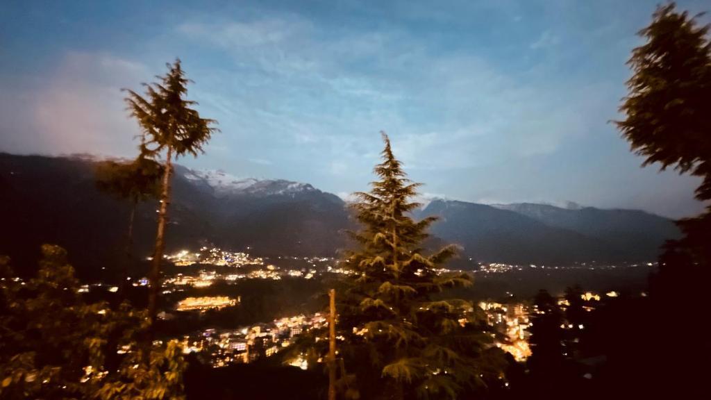 Манали: Himalayan Adventure Cottages Manali