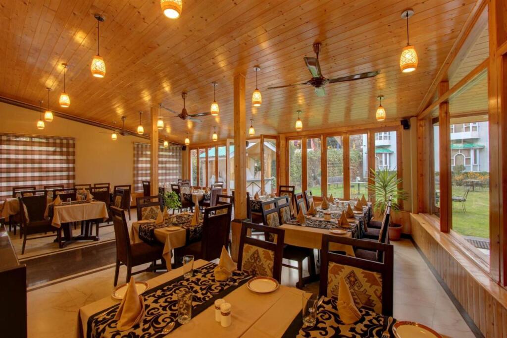 Манали: Hotel Kanishka Manali