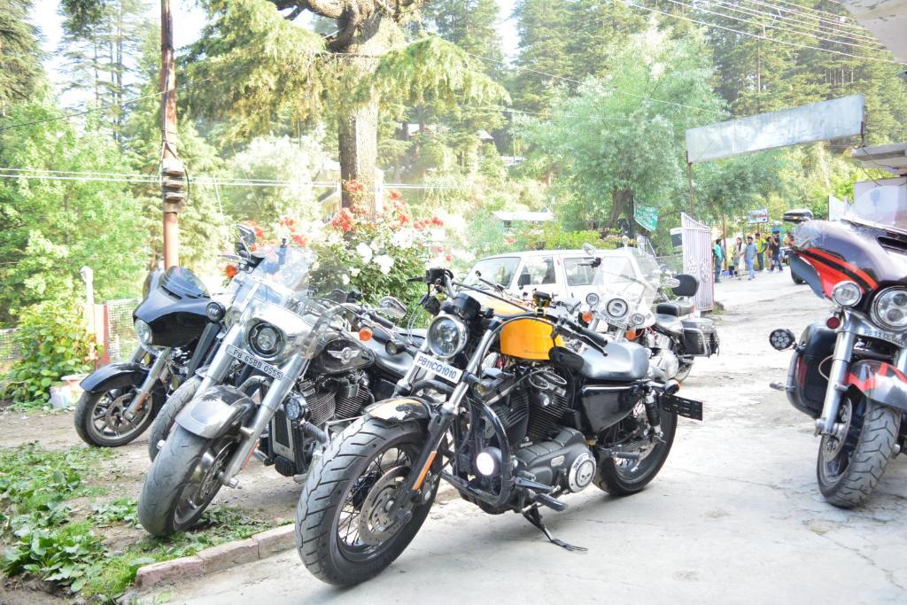 Манали: Hotel Neelgiri - Manali Diaries