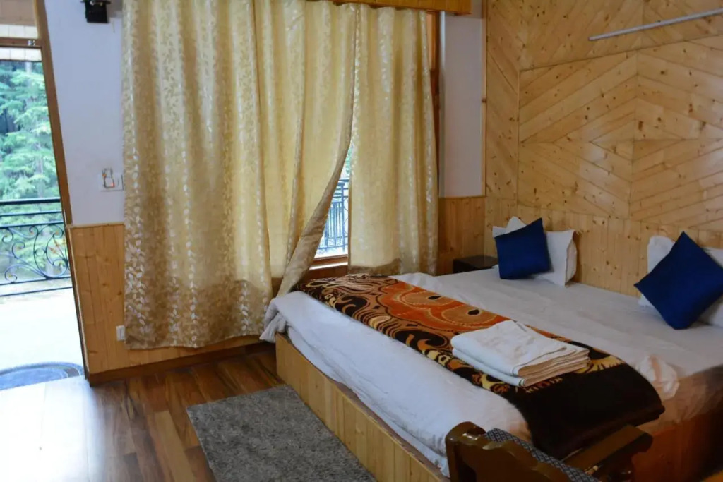 Манали: Hotel Neelgiri - Manali Diaries