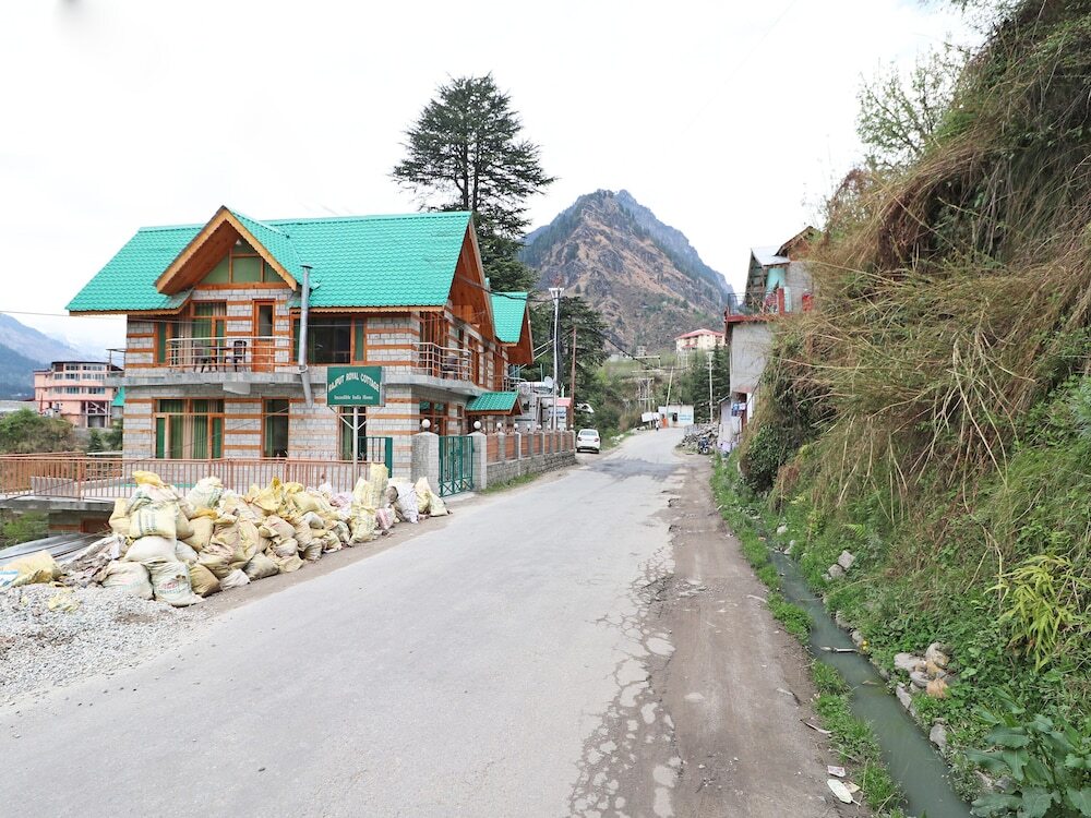 Манали: OYO 13715 Home Stay River View Manali