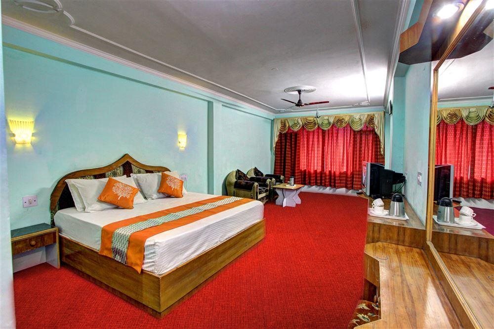 Манали: Hotel River View