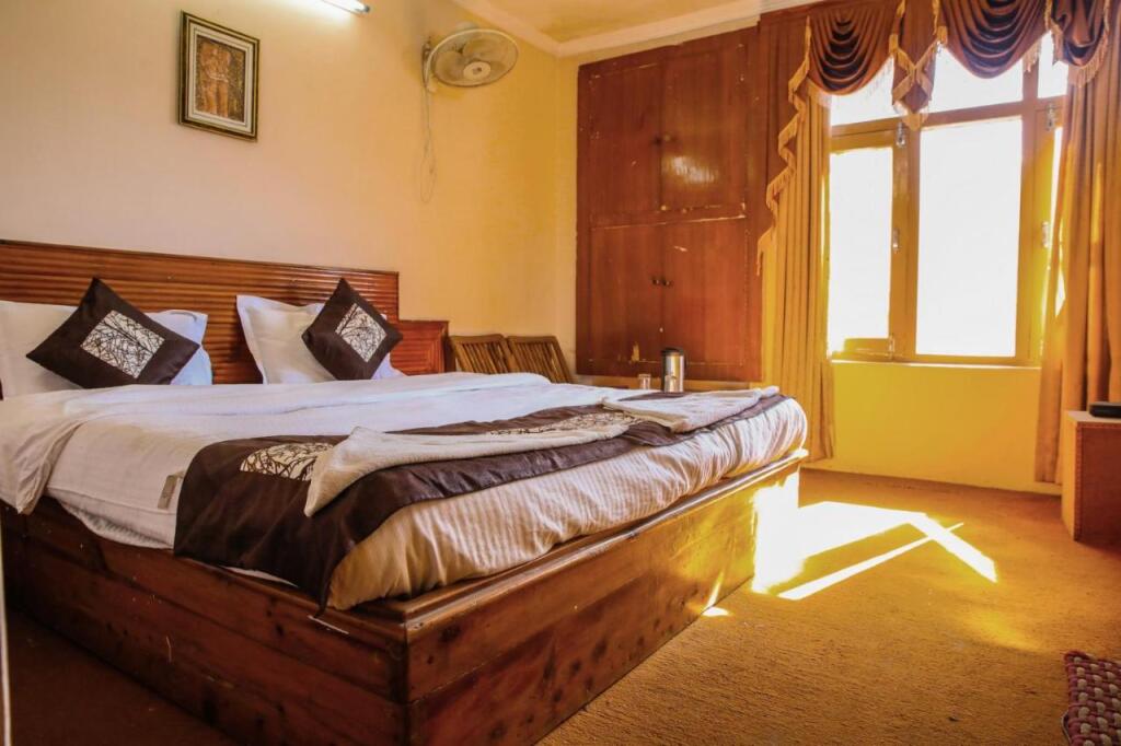 Манали: Hotel The Century