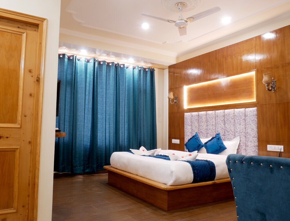 Манали: Hotel Ambika