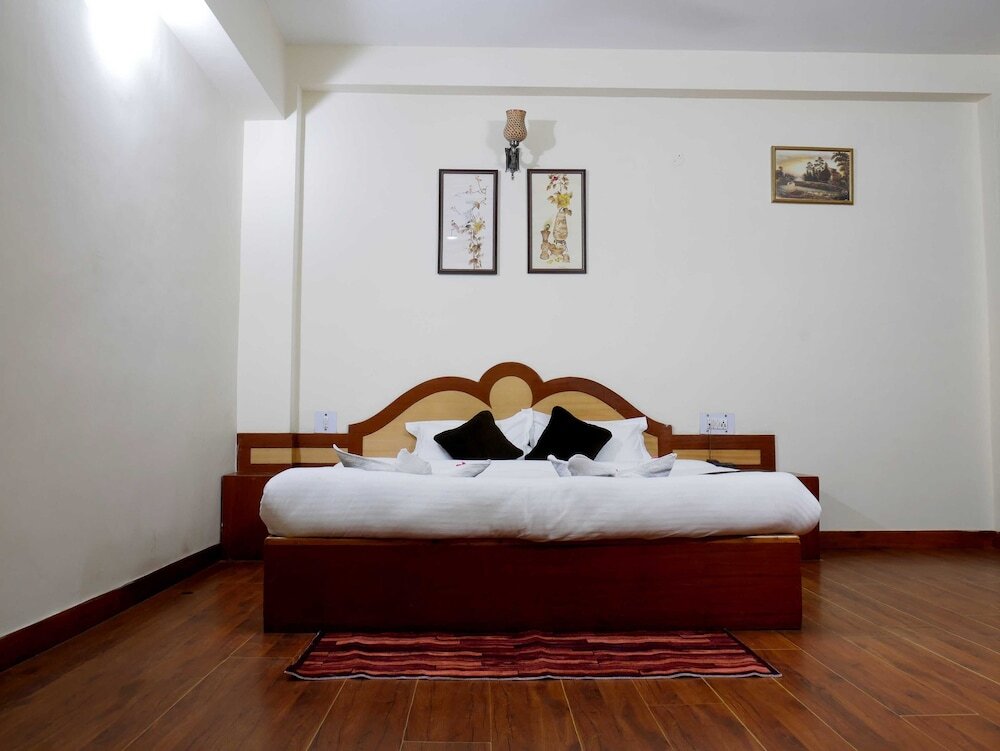 Манали: Hotel Ambika