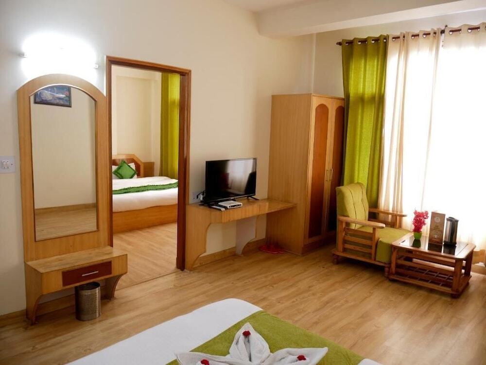 Манали: Hotel Ambika