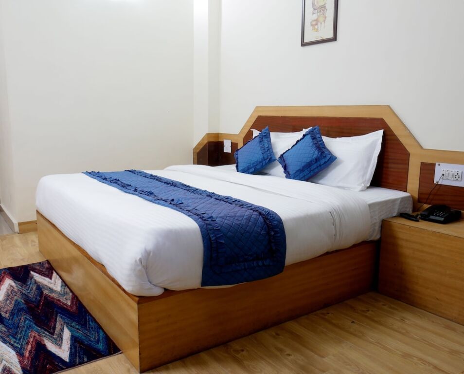 Манали: Hotel Ambika
