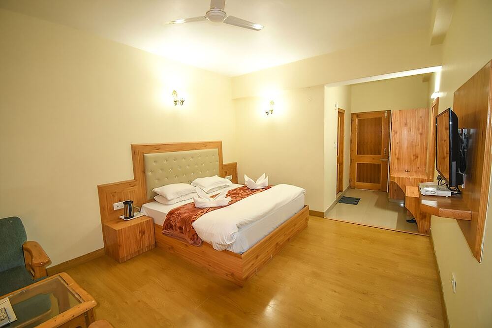 Манали: Hotel Ambika