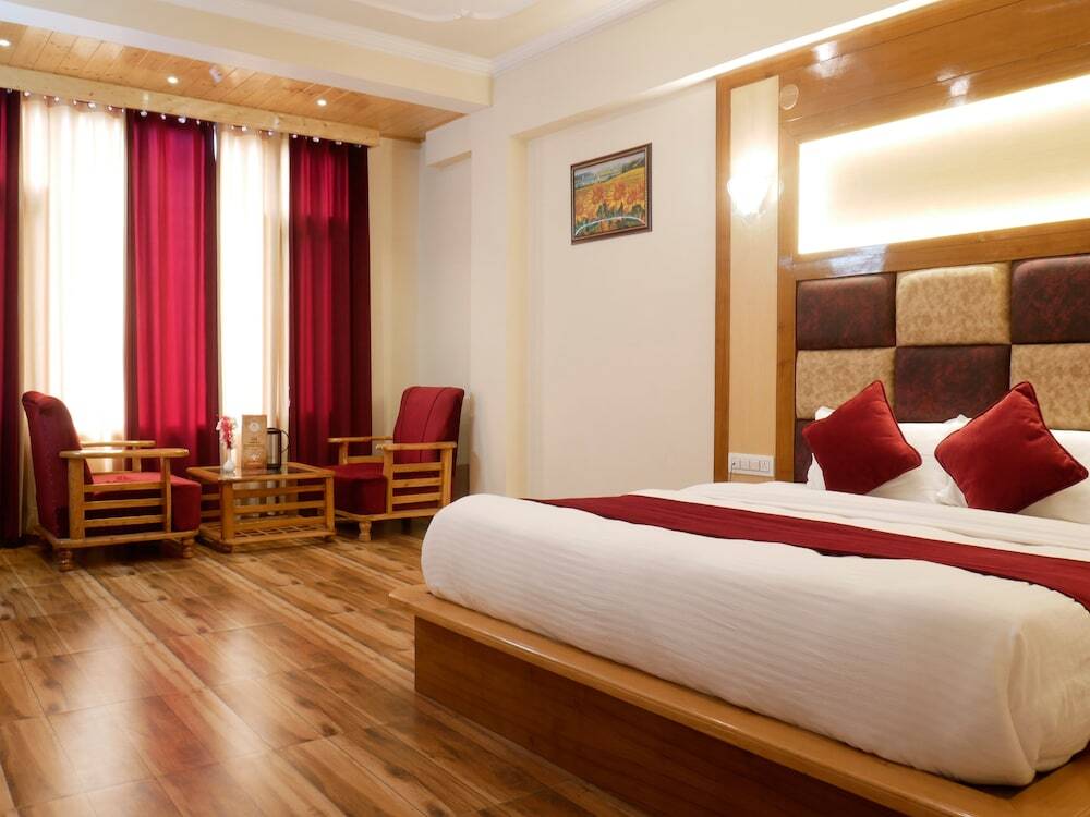 Манали: Hotel Ambika