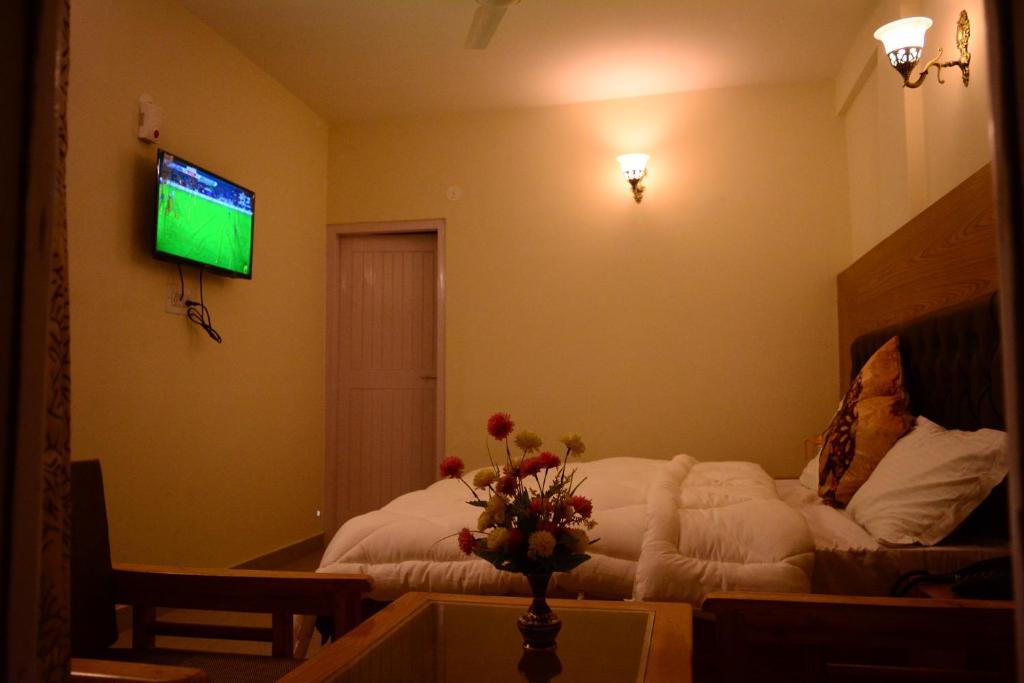 Манали: Hotel Ambika Bliss