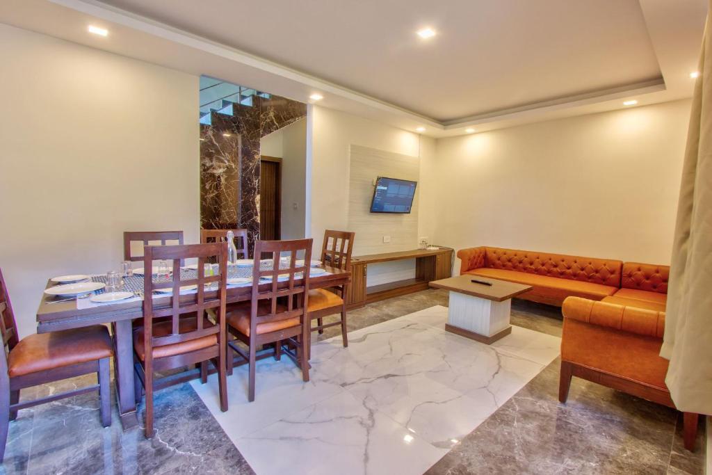 Манали: Ranson Luxury Hotels And Resorts