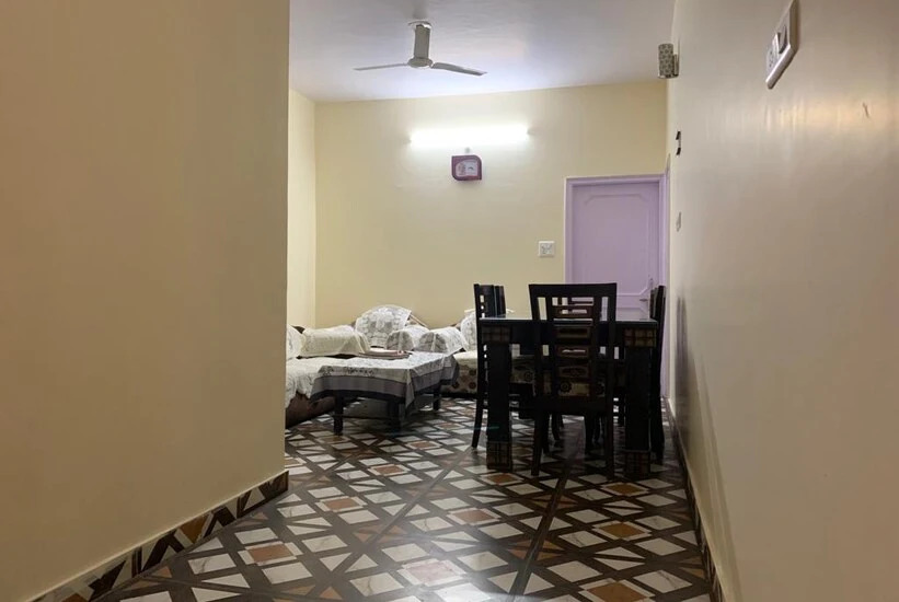Манали: Shree Niwas Homestay