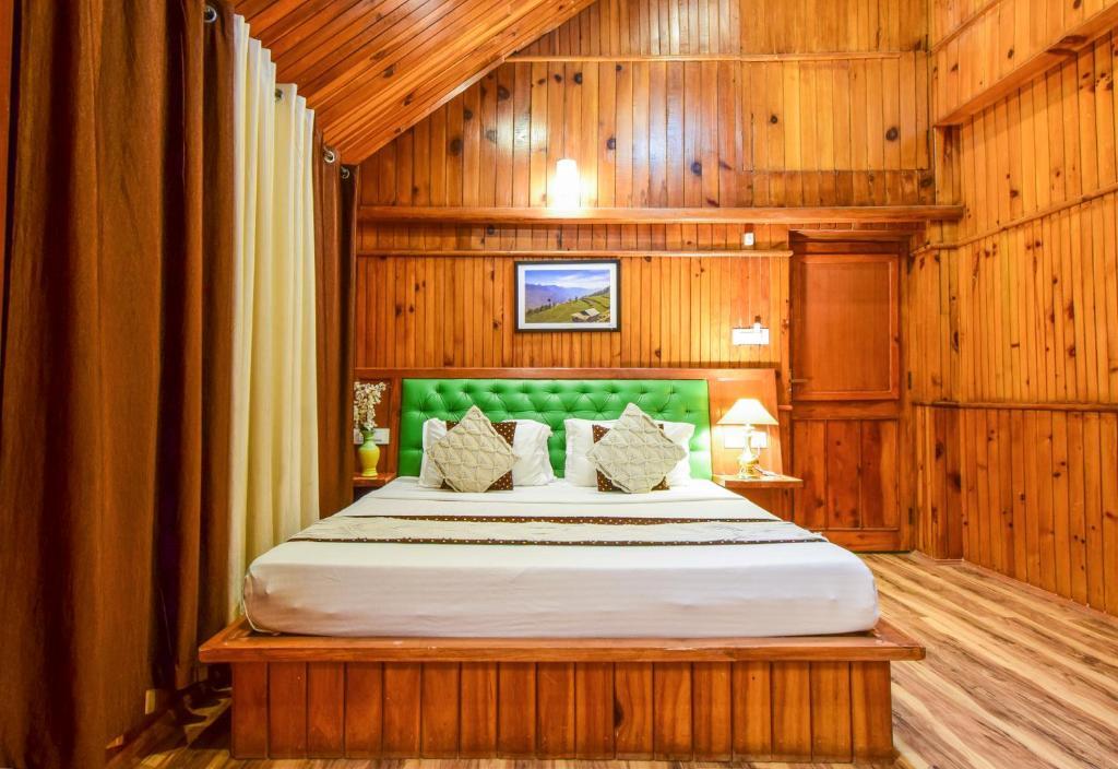 Манали: Swiss Cottage by Dumnu Homes next to Kangna Ranaut's house