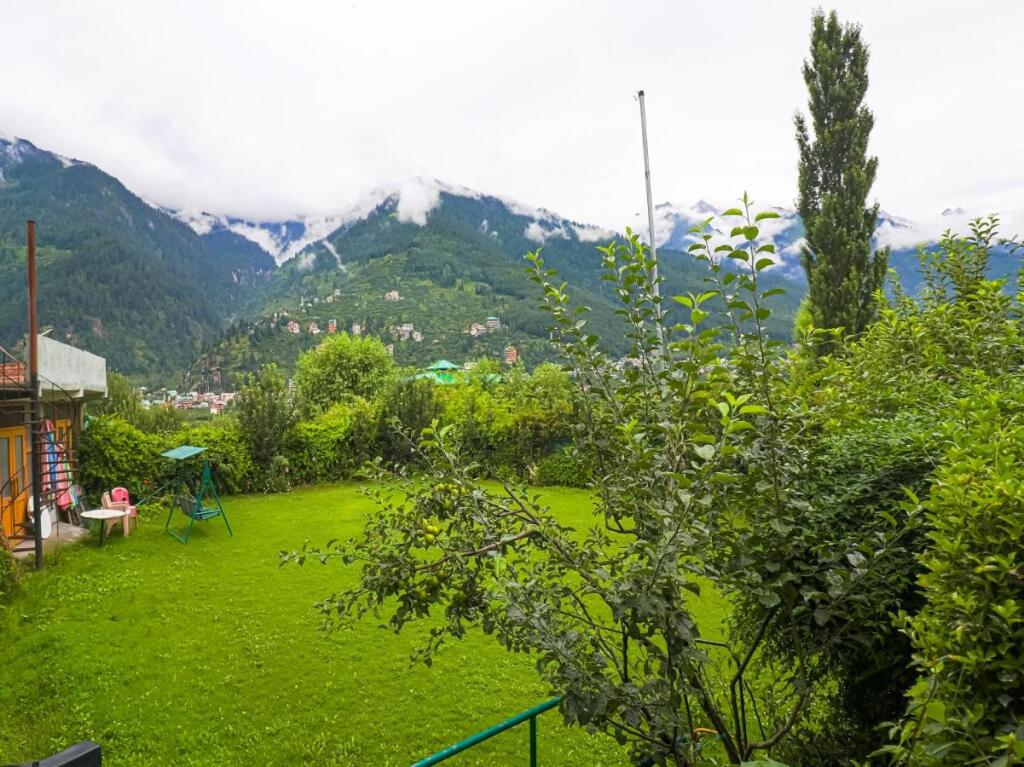 Манали: The Byke Neelkanth Manali