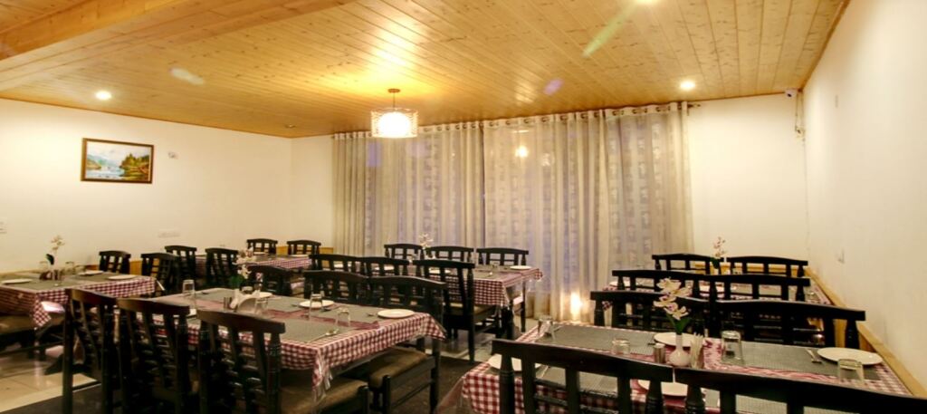 Манали: Springdales Cottage