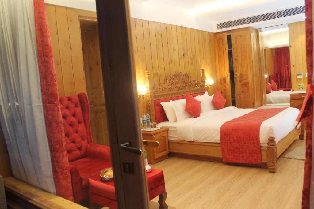 Манали: Tiaraa Hotels & Resorts - A Luxury Resort Manali