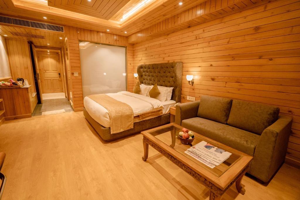 Манали: Tiaraa Hotels & Resorts - A Luxury Resort Manali
