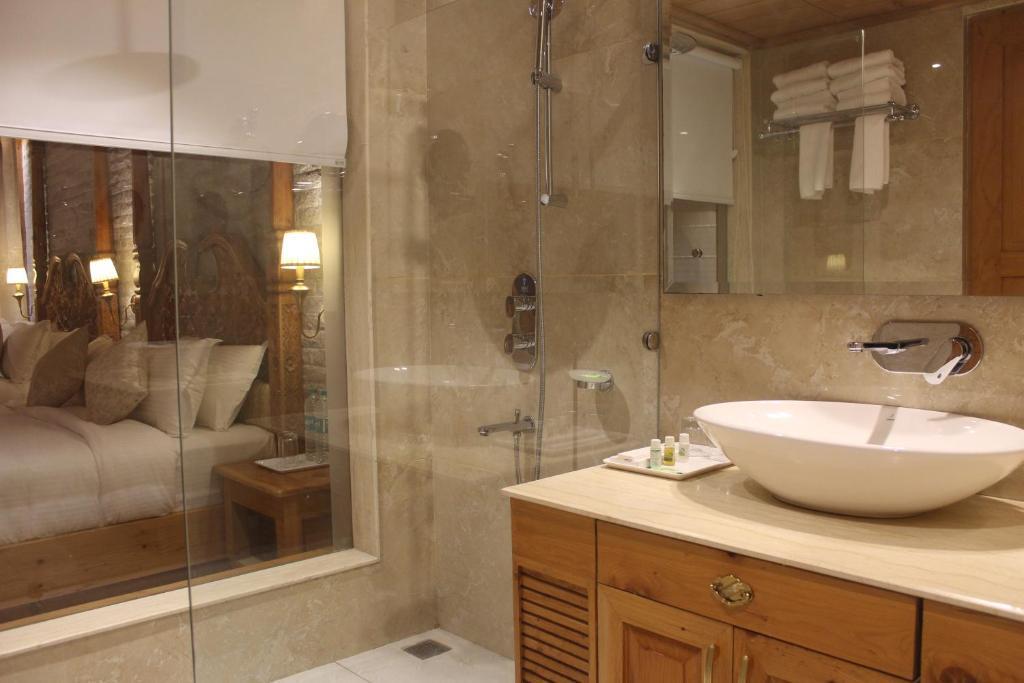 Манали: Tiaraa Hotels & Resorts - A Luxury Resort Manali