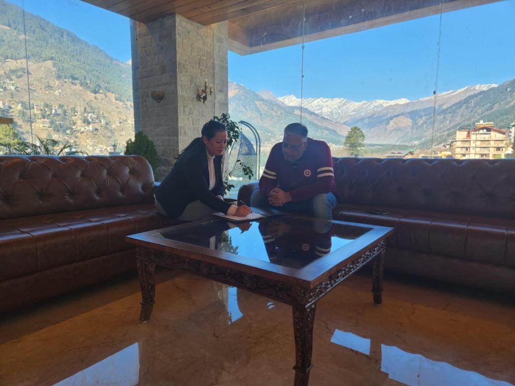 Манали: Tiaraa Hotels & Resorts - A Luxury Resort Manali