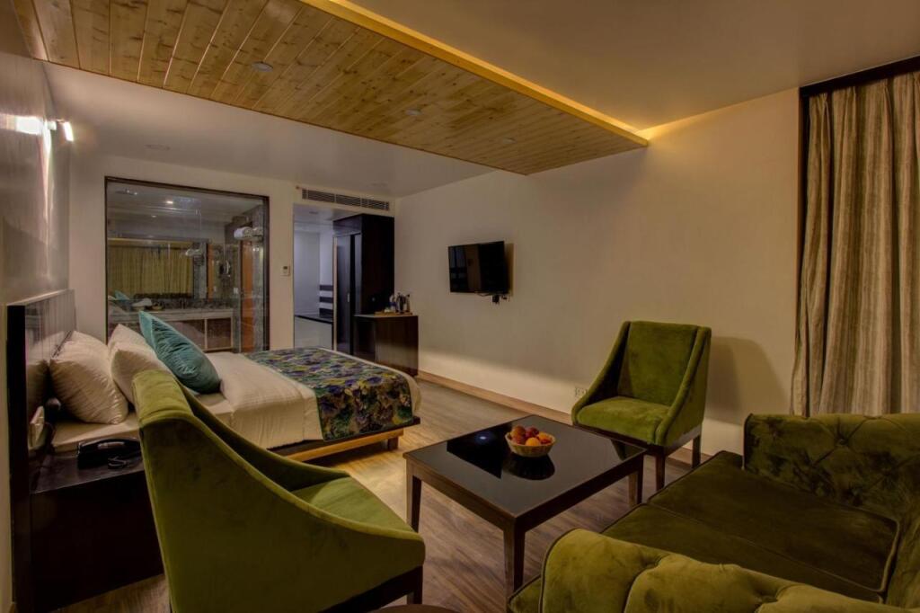 Манали: Woodrock Luxury Botique Hotel