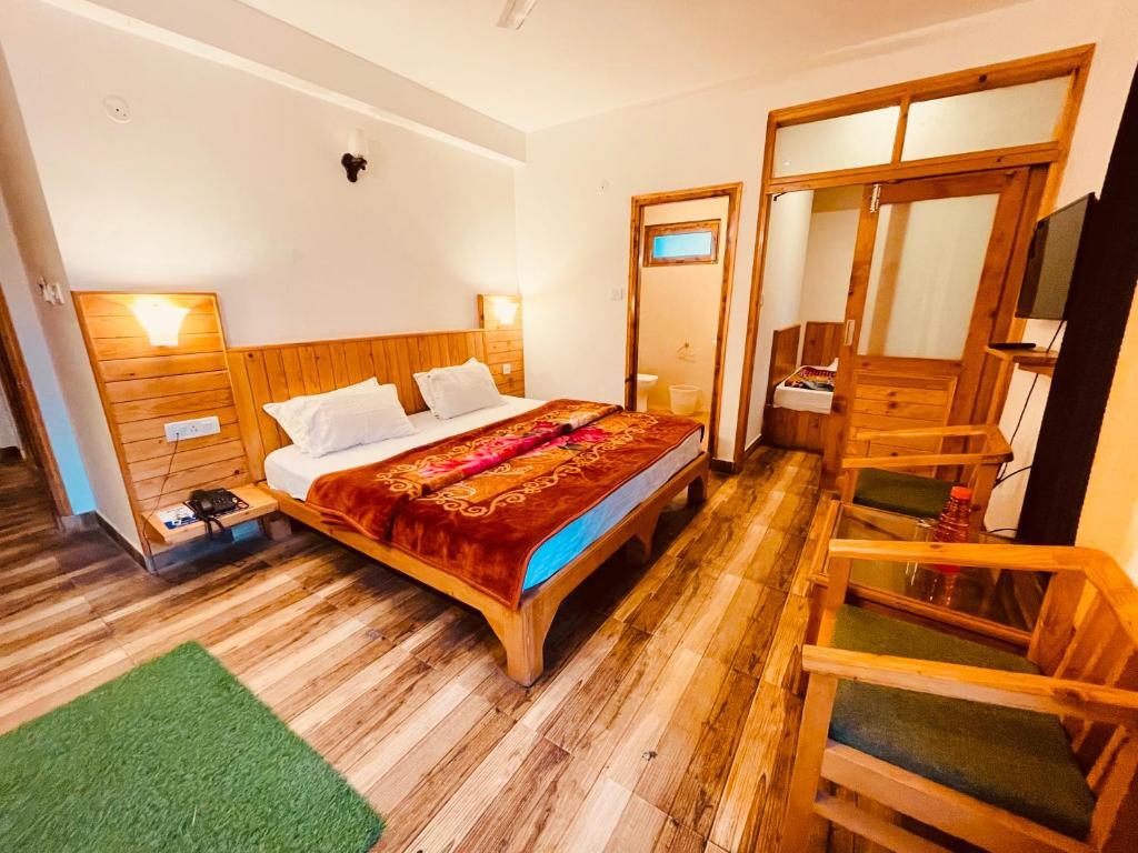 Манали: Wooib Hotels