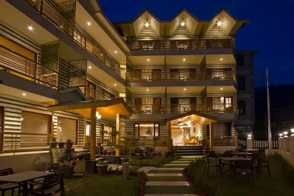 Манали: Zip by Spree Hotels Avishi Greens