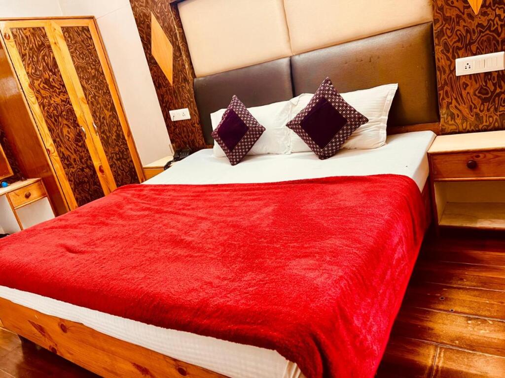 Манали: Hotel D Kanchan Manali