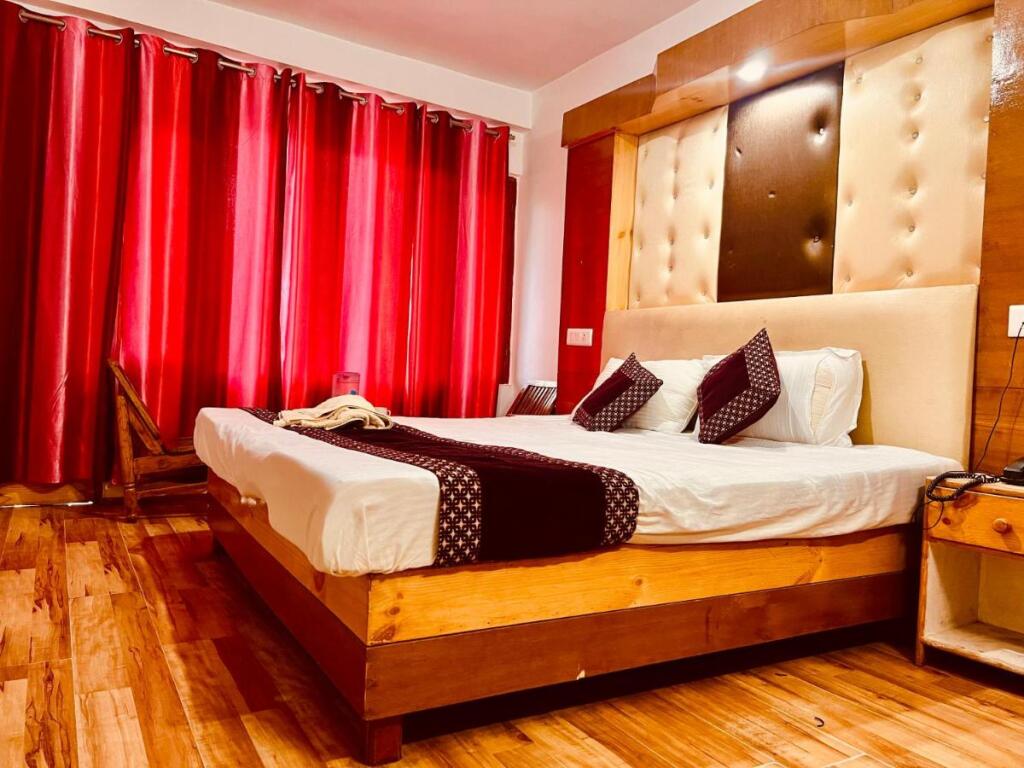 Манали: Hotel D Kanchan Manali