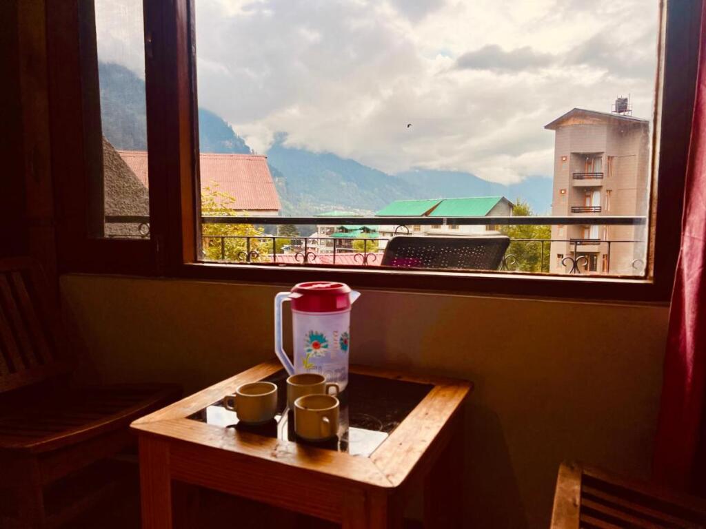 Манали: Hotel D Kanchan Manali